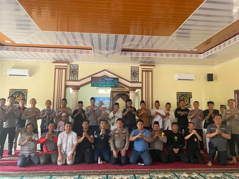 Cek Kebenaran Berita Sebelum Menyebarkan, Pesan Kapolsek dalam Jumat Keliling
