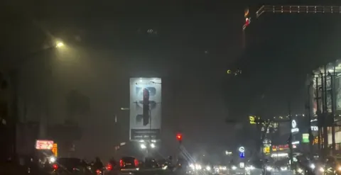 PM2.5 Palembang Mendekati Ambang Berbahaya, Asap Kembali Pekat pada Malam Hari